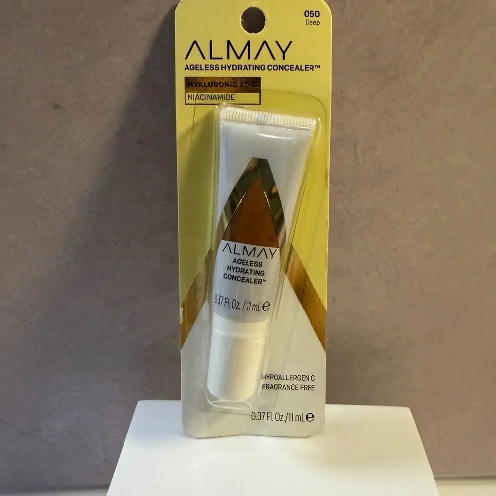 🩷5/$10 Almay Hydrating Concealer 050 Deep